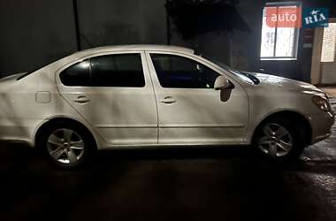 Лифтбек Skoda Octavia 2012 в 