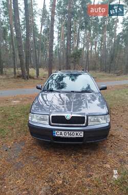 Універсал Skoda Octavia 2008 в Черкасах