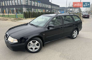 Універсал Skoda Octavia 2003 в Львові