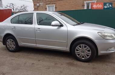 Лифтбек Skoda Octavia 2012 в 