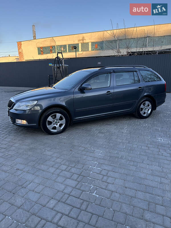 Универсал Skoda Octavia 2011 в Первомайске фото 4 Универсал Skoda Octavia 2011 в Первомайске