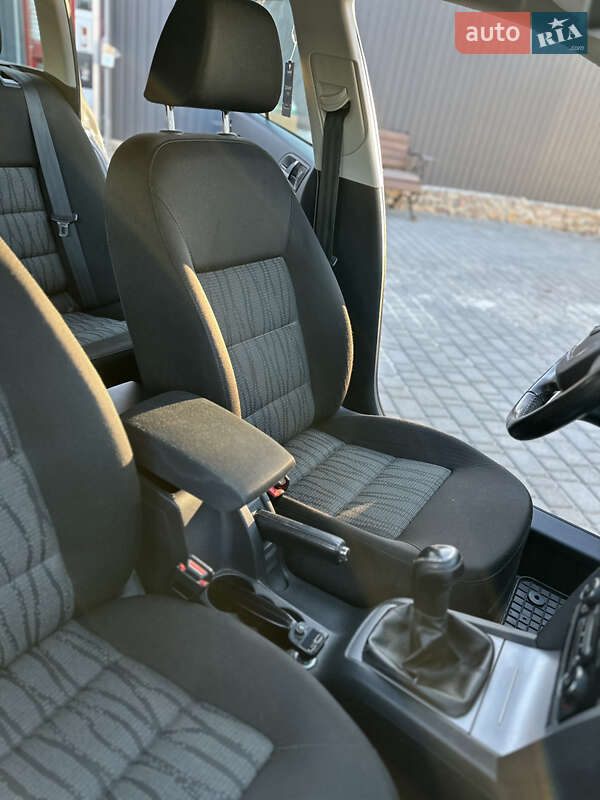 Универсал Skoda Octavia 2011 в Первомайске фото 108 Универсал Skoda Octavia 2011 в Первомайске