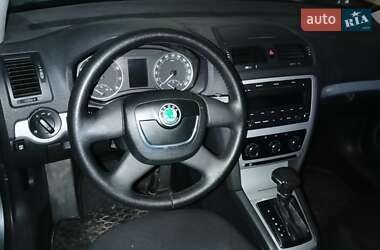 Лифтбек Skoda Octavia 2012 в 