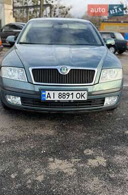 Лифтбек Skoda Octavia 2006 в Каневе