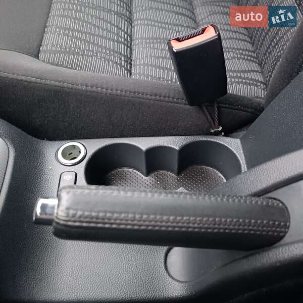 Универсал Skoda Octavia 2009 в Кельменцах