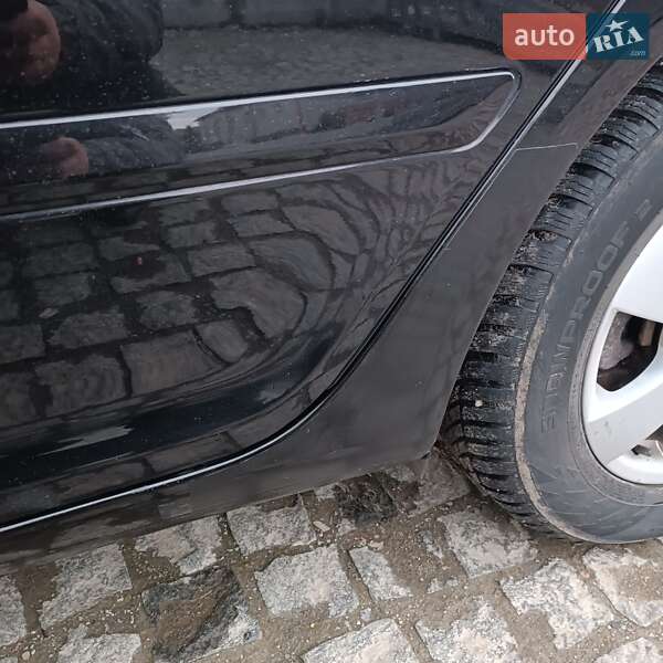 Универсал Skoda Octavia 2009 в Кельменцах