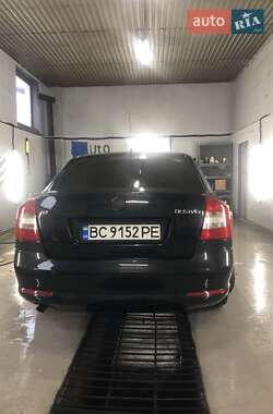Лифтбек Skoda Octavia 2009 в 