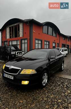 Ліфтбек Skoda Octavia 2004 в Тячеві