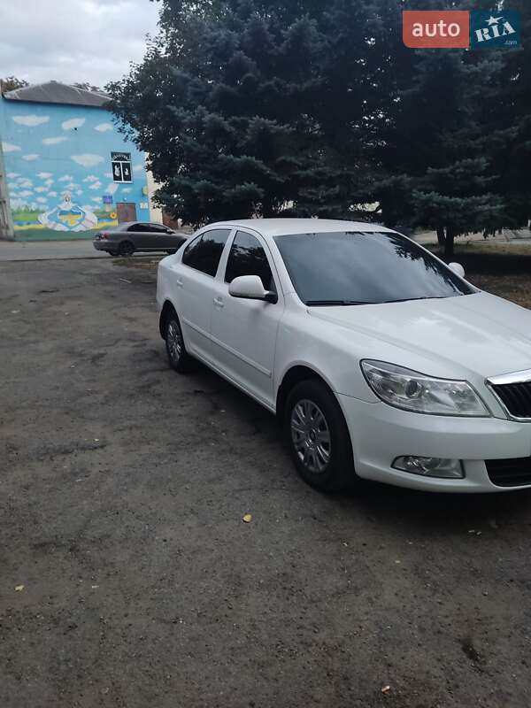 Лифтбек Skoda Octavia 2012 в Пятихатках
