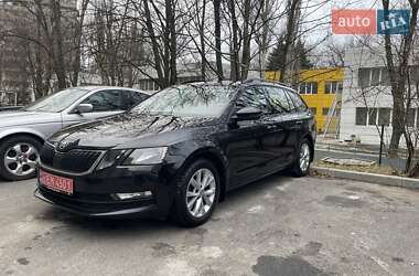 Універсал Skoda Octavia 2018 в Дніпрі