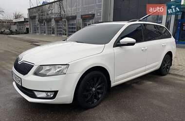 Універсал Skoda Octavia 2016 в Миколаєві