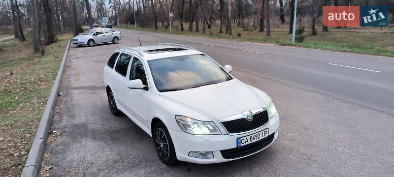 Универсал Skoda Octavia 2012 в Черкассах