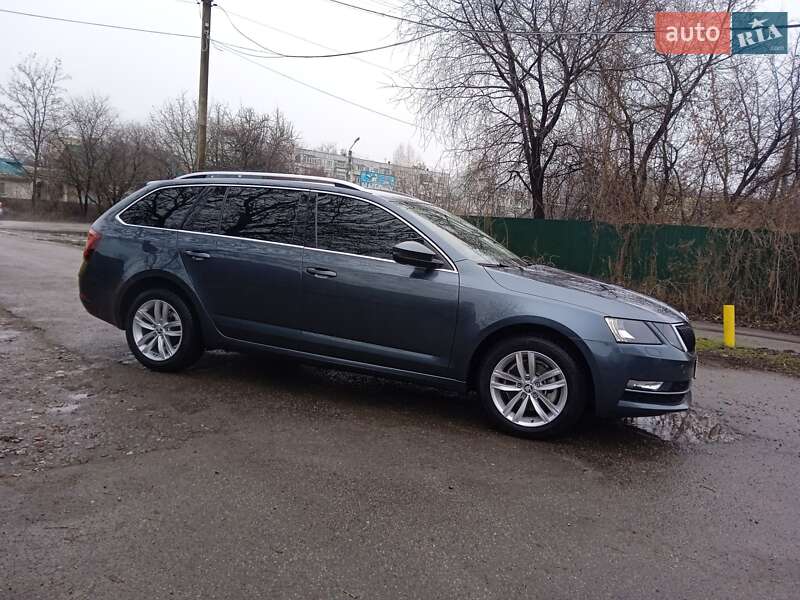 Універсал Skoda Octavia 2017 в Ніжині