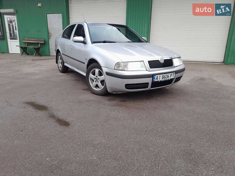 Ліфтбек Skoda Octavia 2004 в Києві