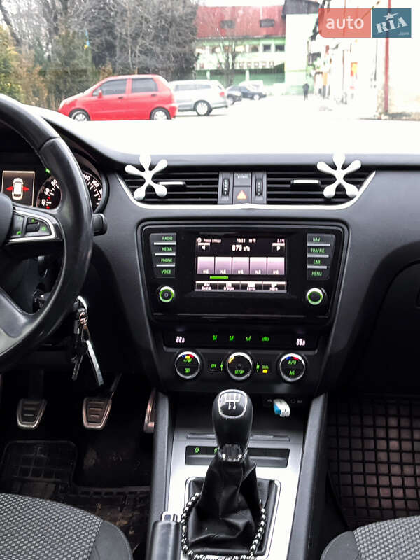 Універсал Skoda Octavia 2013 в Турці фото 24 Універсал Skoda Octavia 2013 в Турці