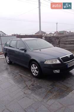 Універсал Skoda Octavia 2008 в Житомирі