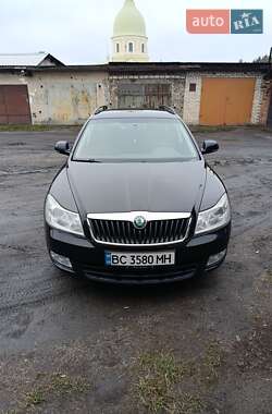 Универсал Skoda Octavia 2013 в Жовкве