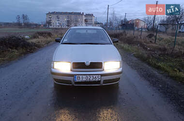 Ліфтбек Skoda Octavia 2004 в Маневичах