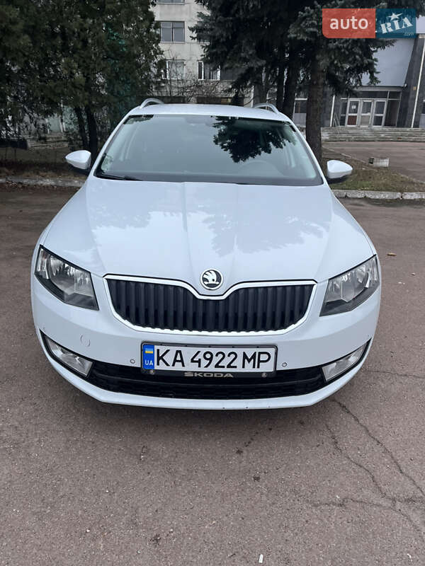 Универсал Skoda Octavia 2015 в Киеве