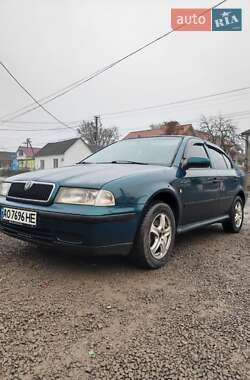 Ліфтбек Skoda Octavia 1998 в Ужгороді