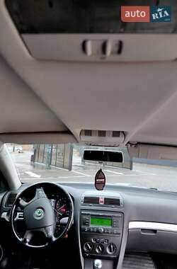 Лифтбек Skoda Octavia 2005 в Звягеле