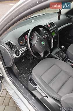 Лифтбек Skoda Octavia 2005 в Звягеле