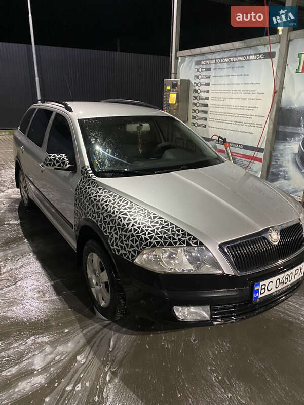 Універсал Skoda Octavia 2006 в Пустомитах