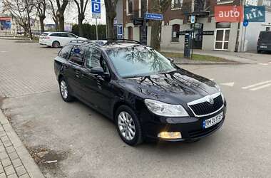 Універсал Skoda Octavia 2009 в Охтирці