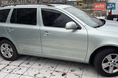 Универсал Skoda Octavia 2009 в 