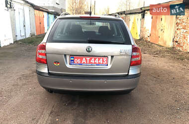 Универсал Skoda Octavia 2007 в Коростене