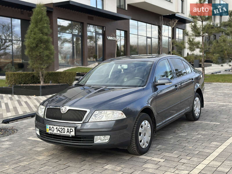 Ліфтбек Skoda Octavia 2008 в Ужгороді