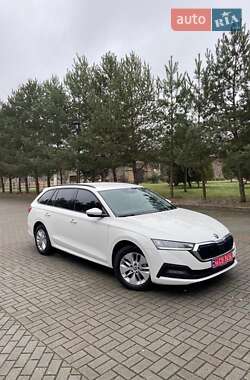 Універсал Skoda Octavia 2021 в Трускавці