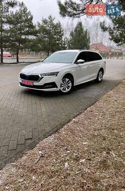 Універсал Skoda Octavia 2021 в Трускавці