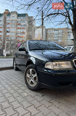 Ліфтбек Skoda Octavia 1998 в Хмельницькому