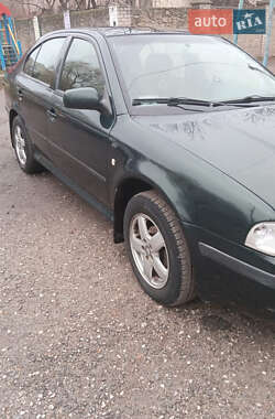 Ліфтбек Skoda Octavia 2003 в 