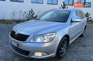 Універсал Skoda Octavia 2010 в Луцьку