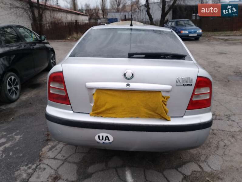 Ліфтбек Skoda Octavia 2008 в Горішніх Плавнях