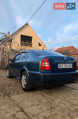 Ліфтбек Skoda Octavia 1998 в Ужгороді