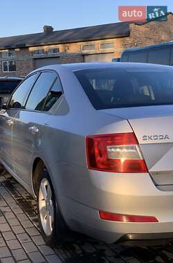 Ліфтбек Skoda Octavia 2014 в Калуші