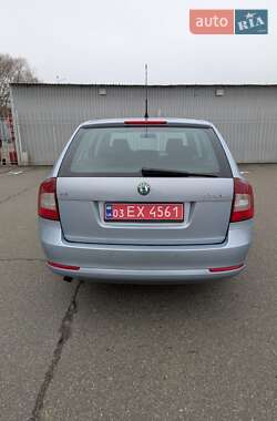 Універсал Skoda Octavia 2009 в Києві