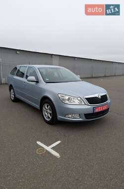 Універсал Skoda Octavia 2009 в Києві