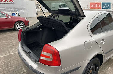 Лифтбек Skoda Octavia 2006 в 