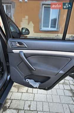 Універсал Skoda Octavia 2010 в 