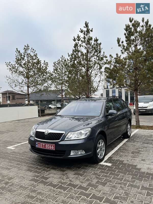 Універсал Skoda Octavia 2009 в Рівному