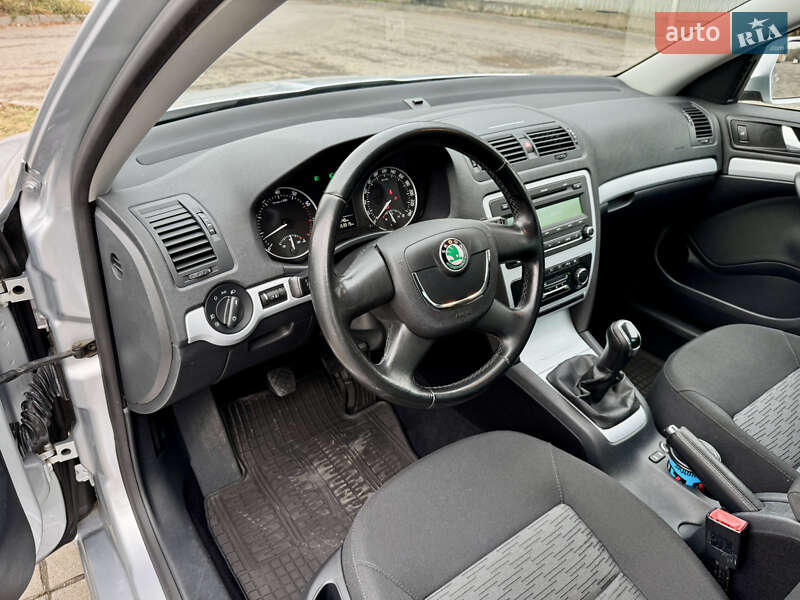 Универсал Skoda Octavia 2011 в Ужгороде