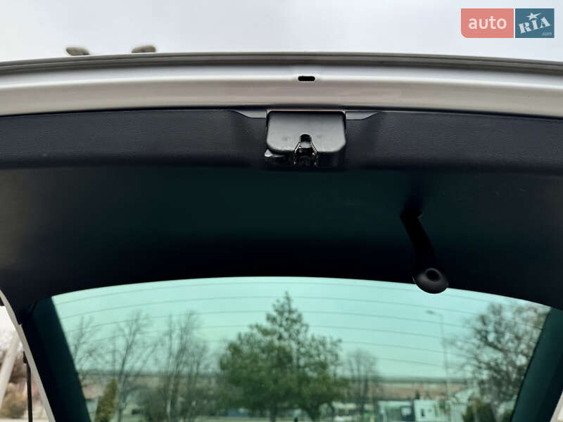 Универсал Skoda Octavia 2011 в Ужгороде