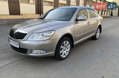 Лифтбек Skoda Octavia 2011 в 