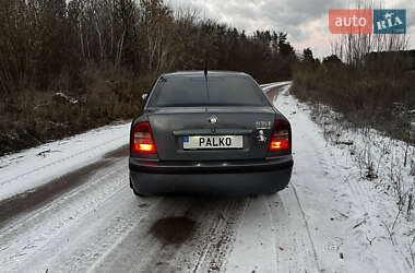 Лифтбек Skoda Octavia 2004 в Овруче