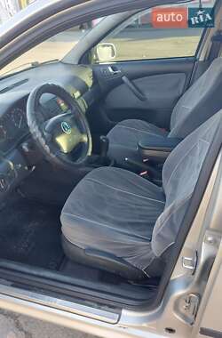 Лифтбек Skoda Octavia 2006 в 
