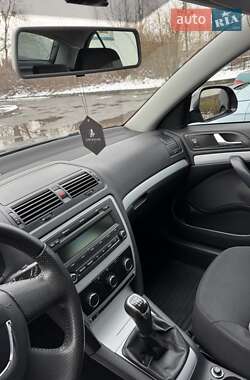 Лифтбек Skoda Octavia 2011 в 